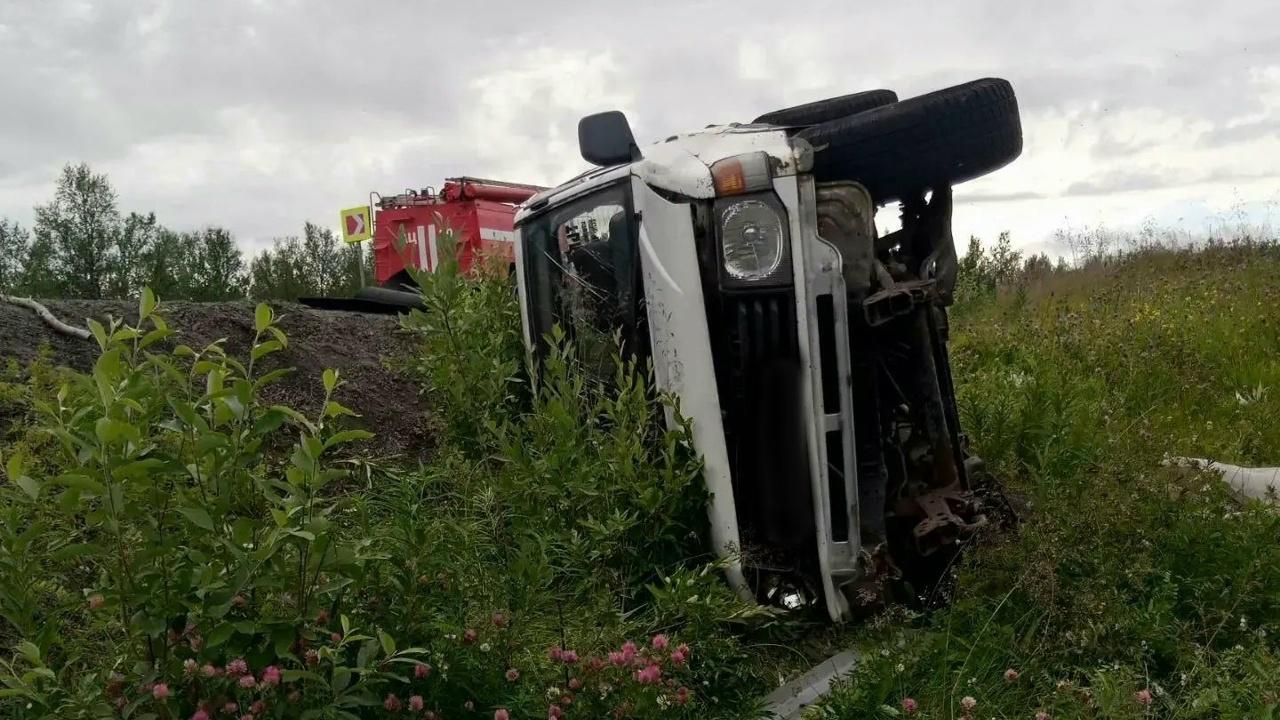 Человек пострадал в ДТП с перевернувшимся Mitsubishi в Кольском округе